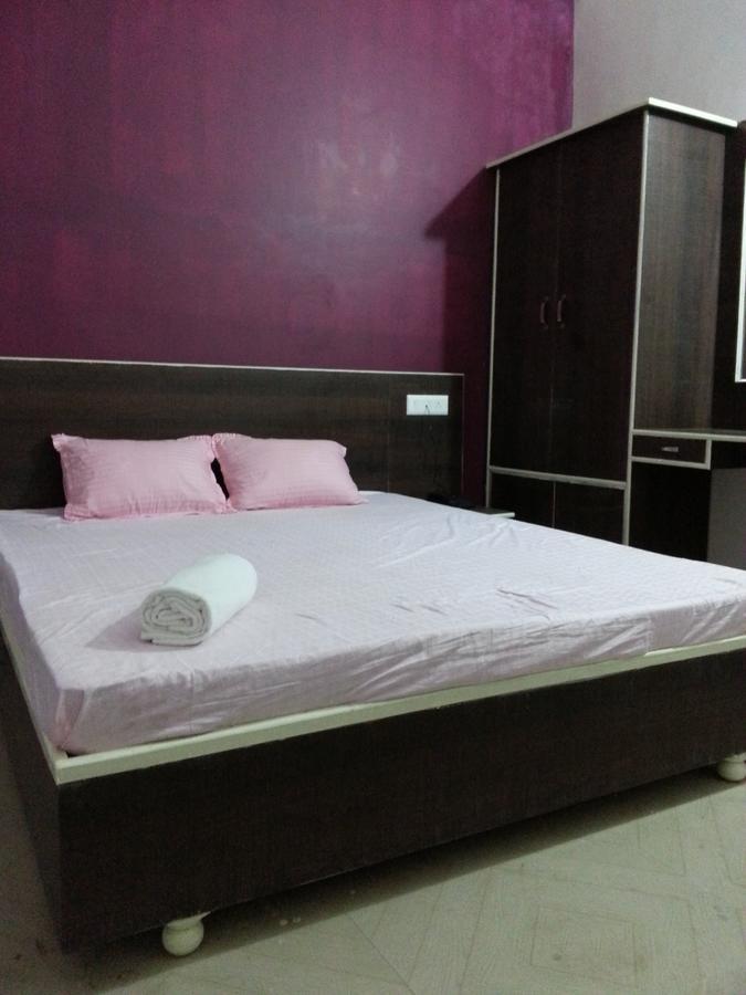 Hotel Sanchita Palace Forbesganj ภายนอก รูปภาพ