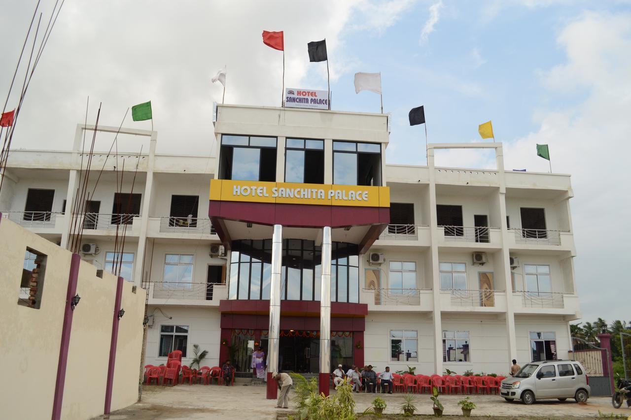 Hotel Sanchita Palace Forbesganj ภายนอก รูปภาพ