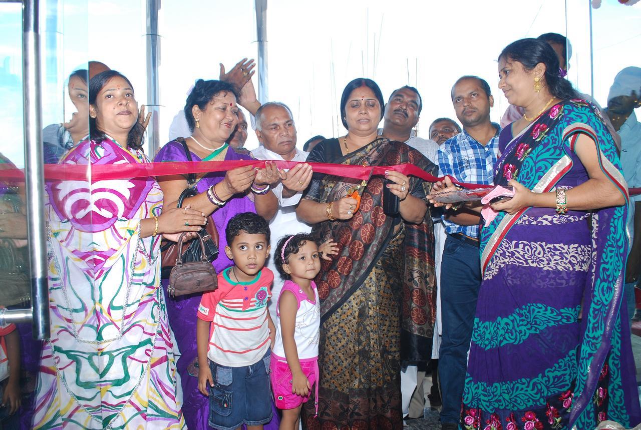 Hotel Sanchita Palace Forbesganj ภายนอก รูปภาพ